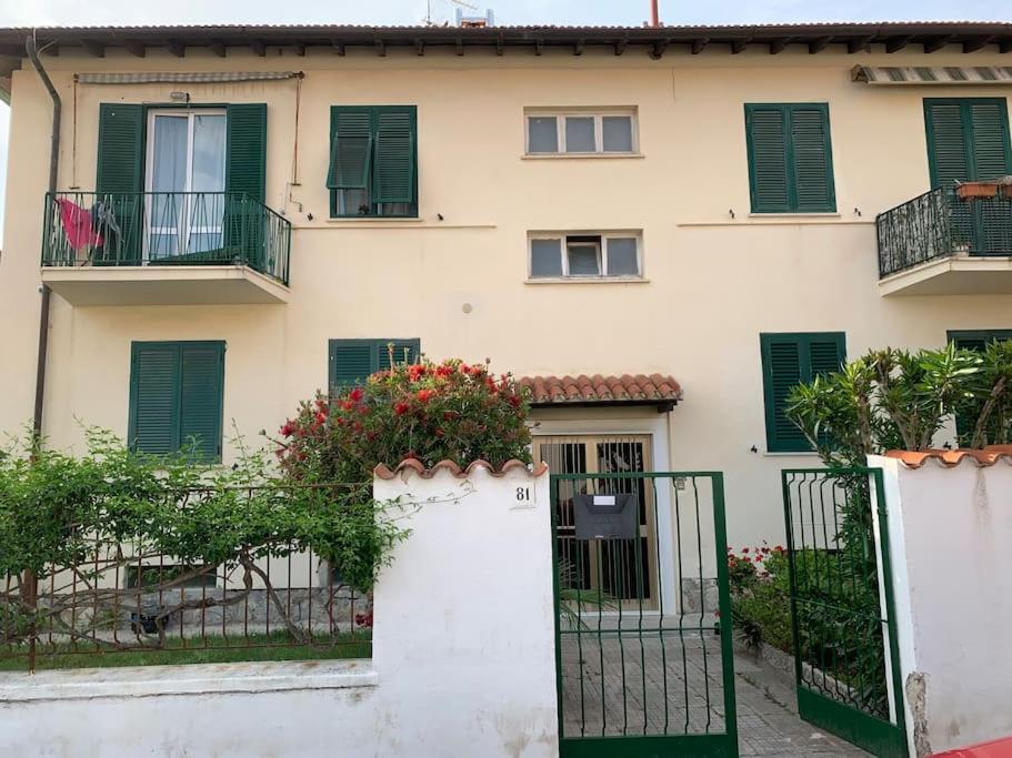 Enjoy Toscana ! Livorno Exterior photo